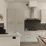 Hillview By Aura Luxury Collection 코모