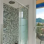 아파트 Hillview By Aura Luxury Collection *